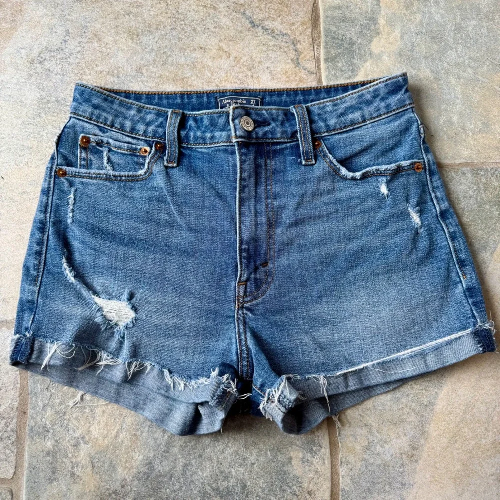 Abercrombie & Fitch‎ Y2K High Rise  Distressed Cuffed Hem Women's Shorts 4